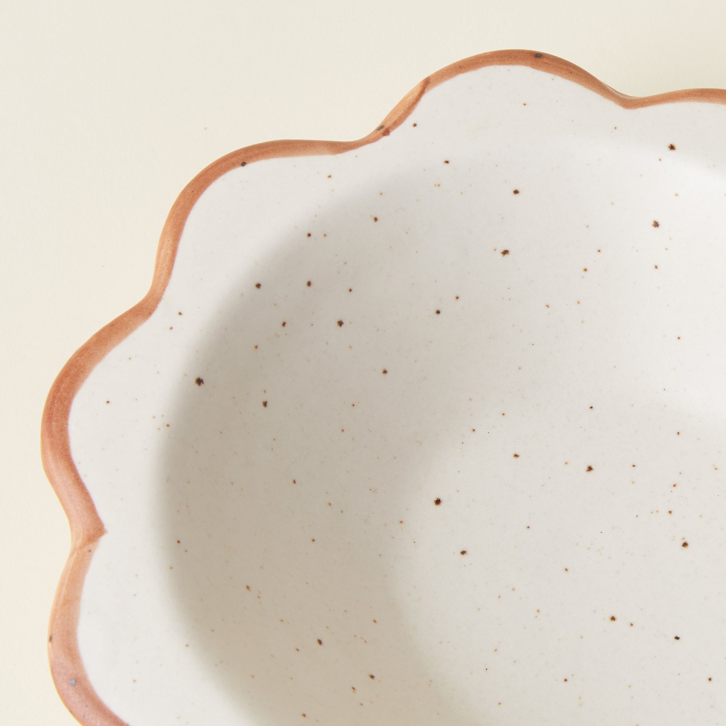 Speckled Scalloped Bowl