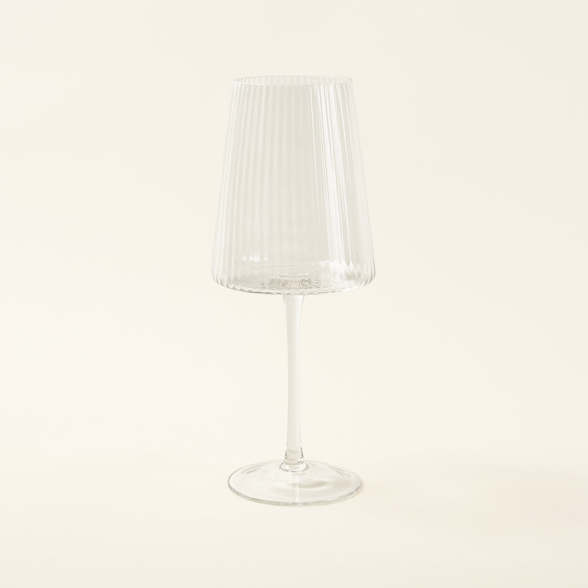 http://katemarkerhome.com/cdn/shop/products/LineaTexturedWineGlass_1200x1200.jpg?v=1652820504