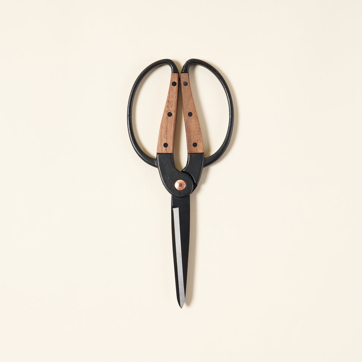 Walnut garden sales scissors