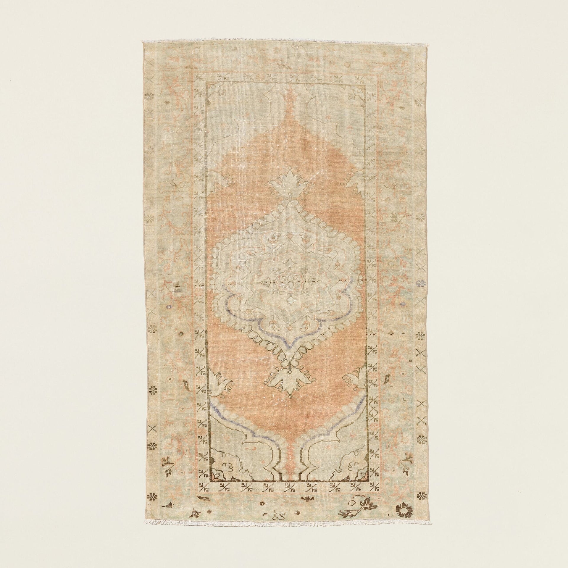 Lola Vintage Rug, 3'4" x 5'9"