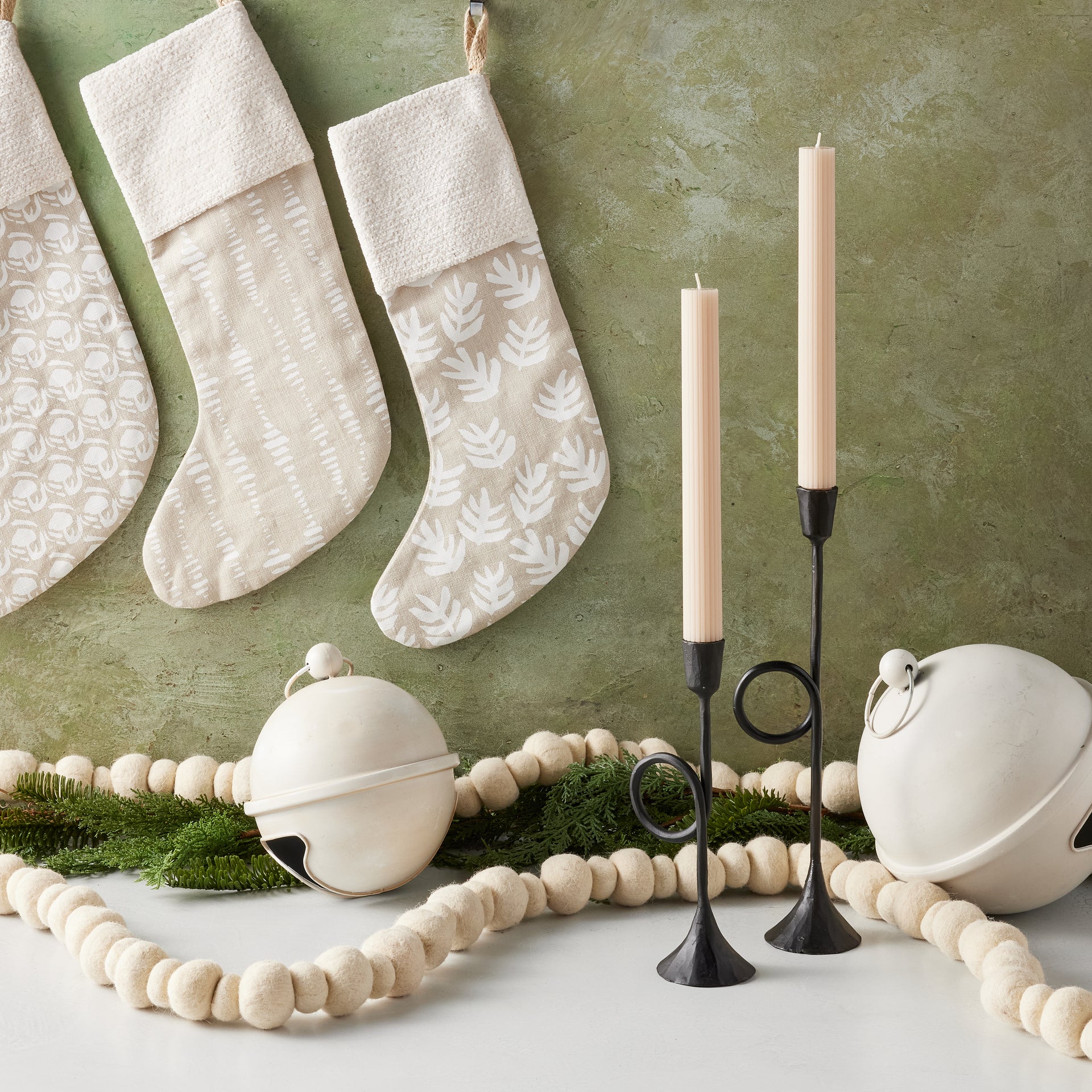 Merry Mantel Bundle