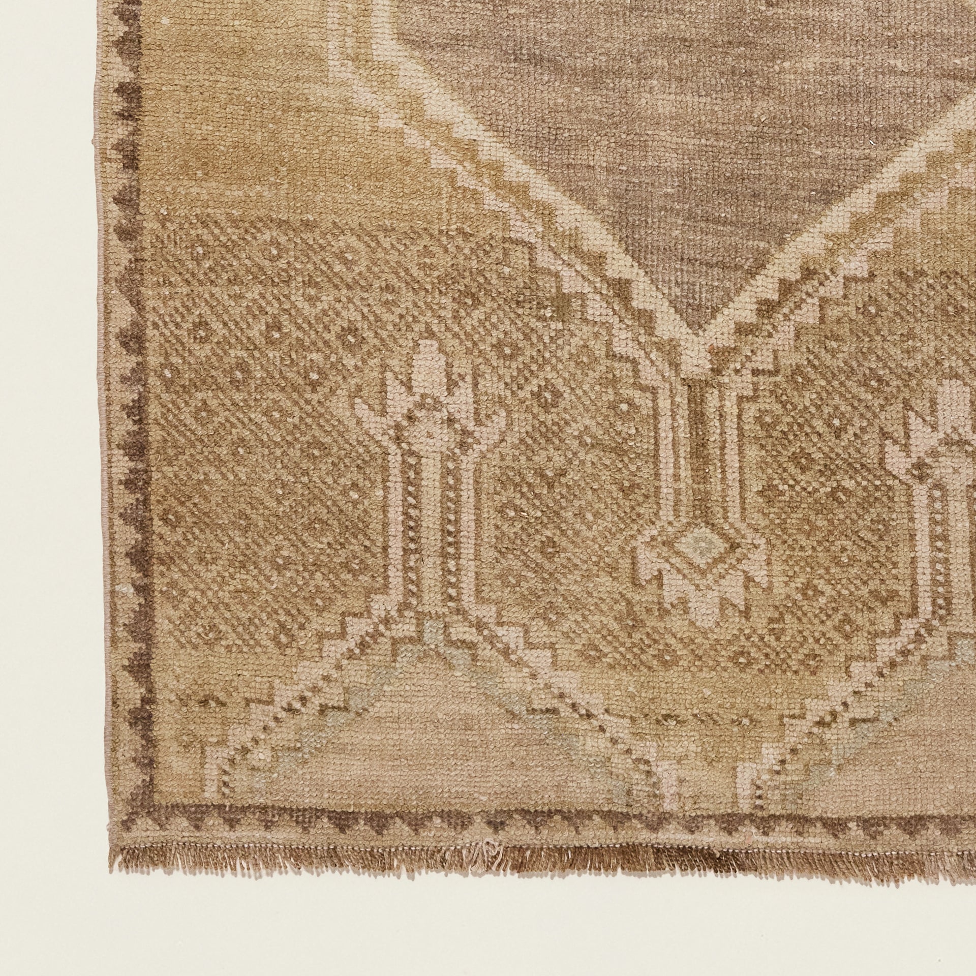 Cambri Vintage Runner, 2'11 x 7'10"