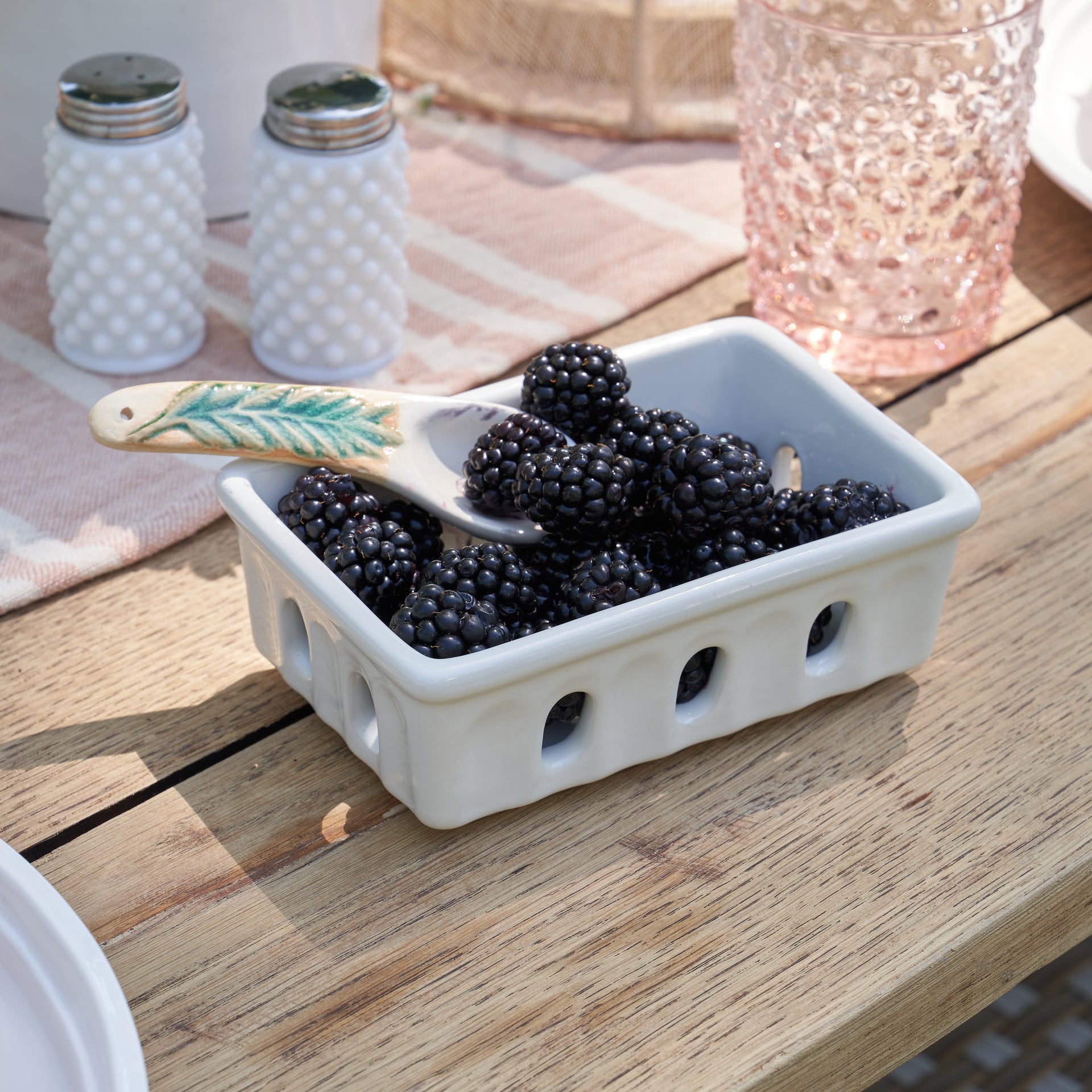 Stoneware Soap Dish/Berry Basket