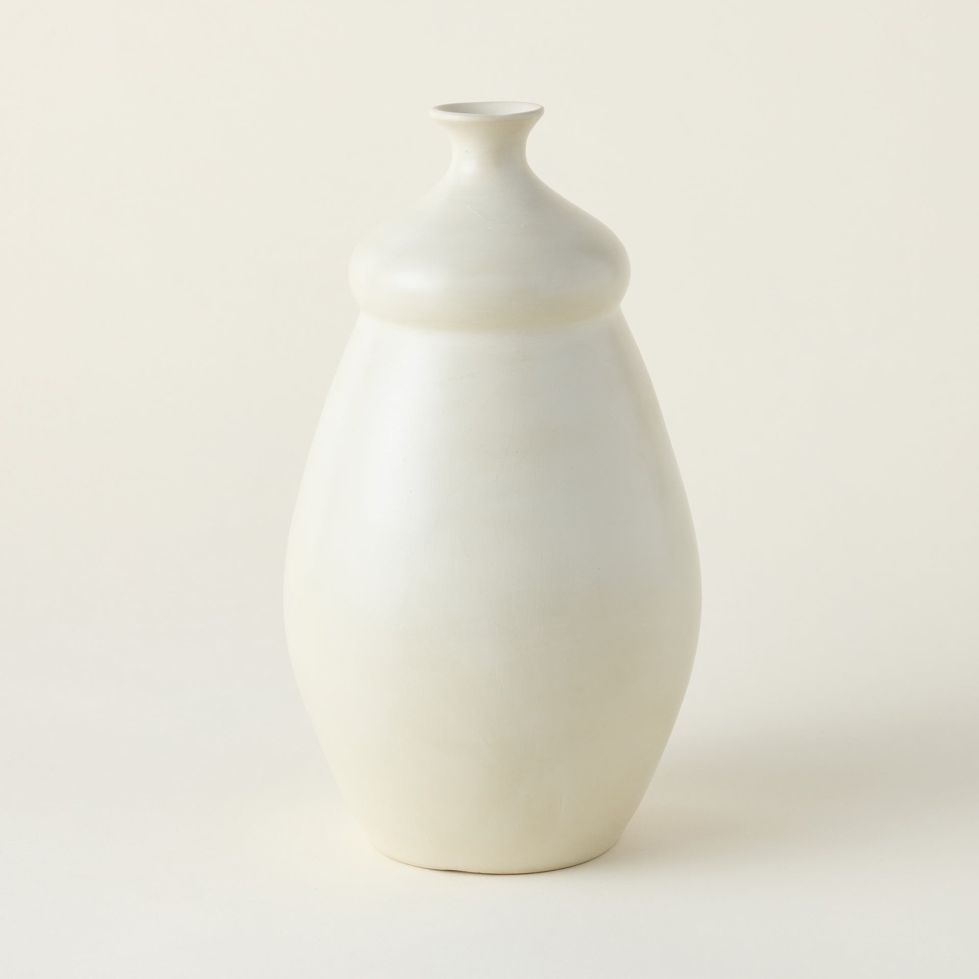 Eggshell Kador Vase