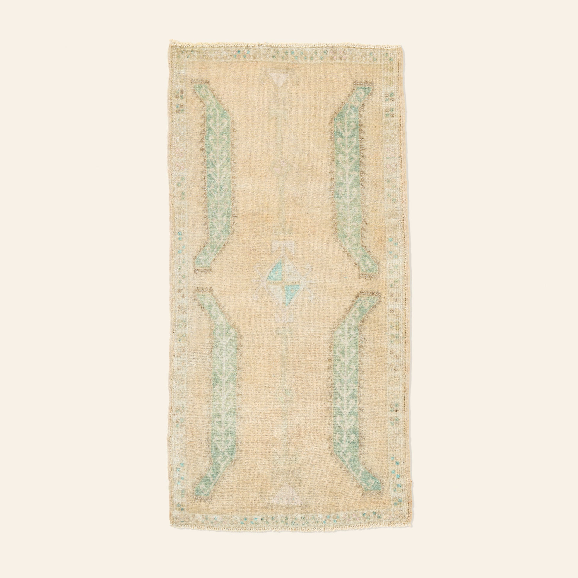 Drop - Alice Vintage Rug 1'8" x 3'7"