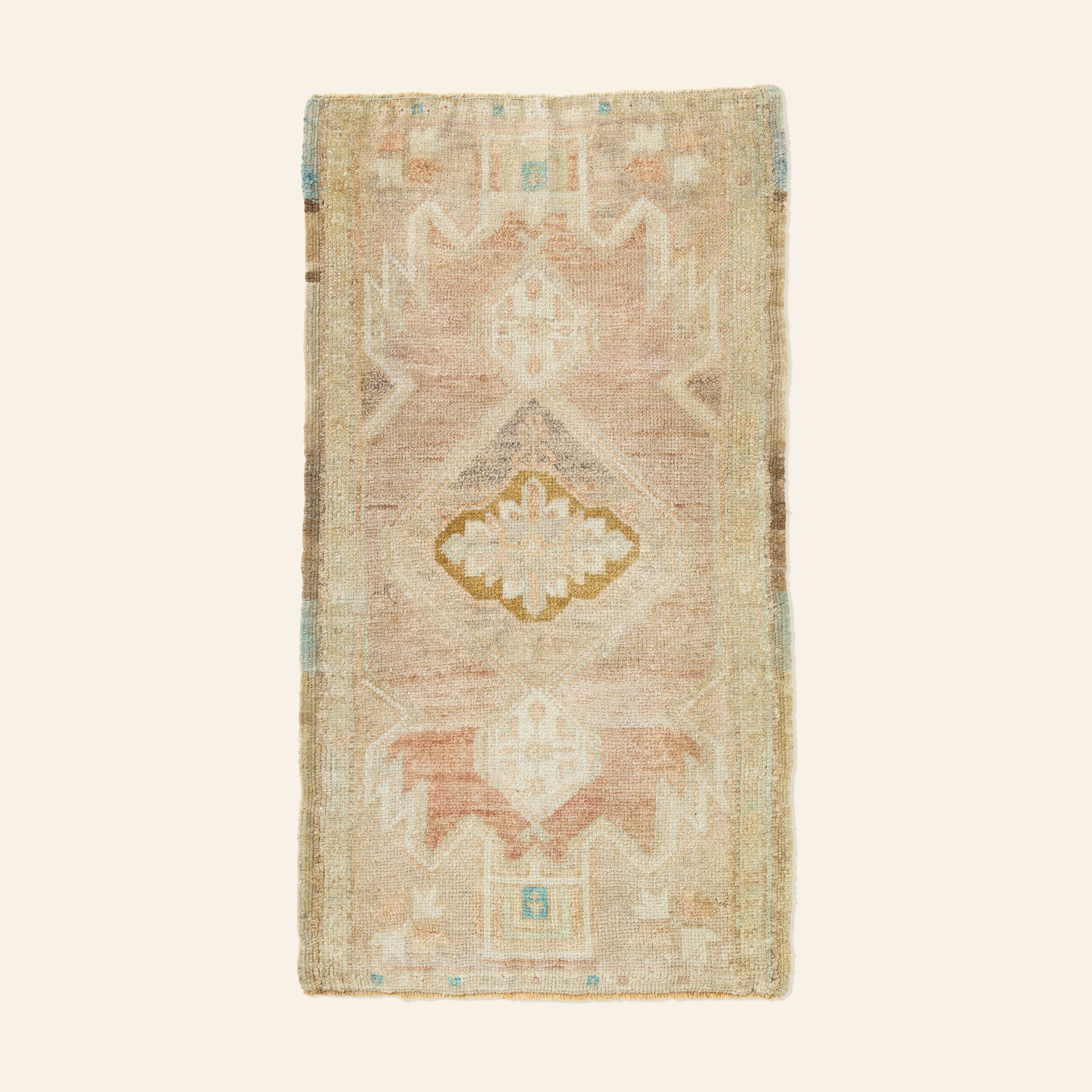 Drop - Pippa Vintage Rug 1'8" x 3'2"