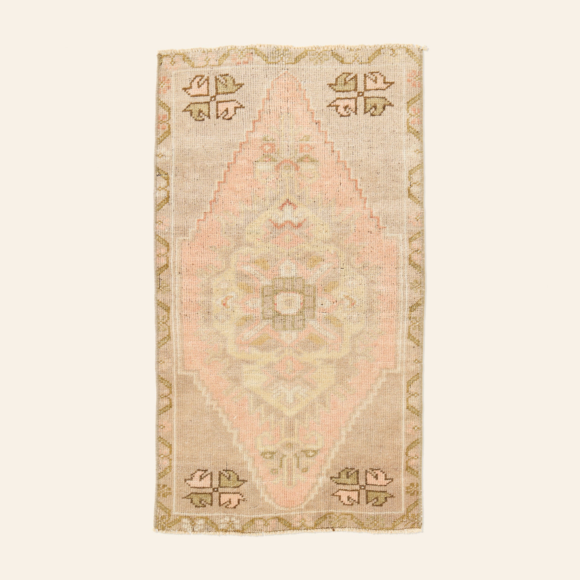 Drop - Ames Vintage Rug 1'6" x 2'10"