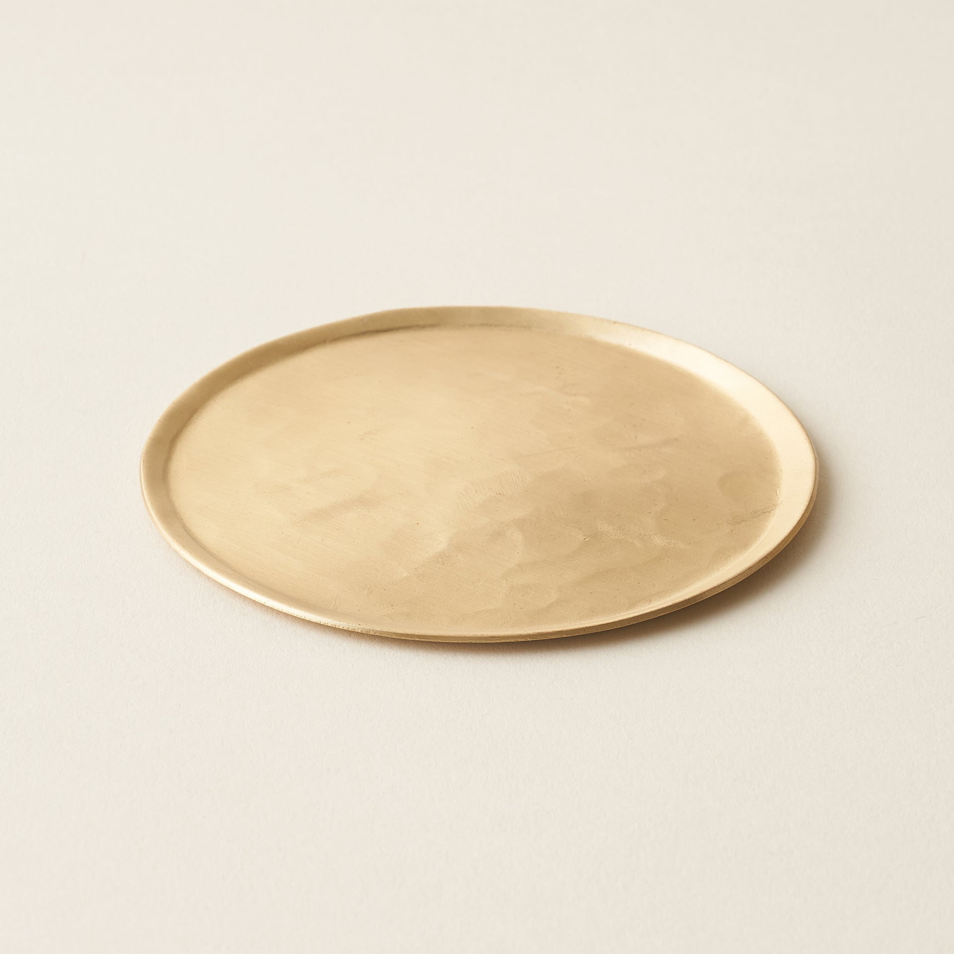 Hammered Tray Round Brass