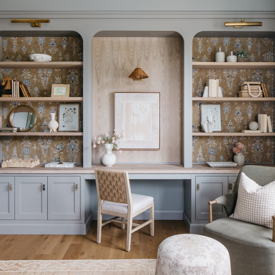Cabinet Maker's Picture Light
