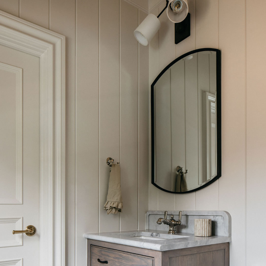 Shield Mirror