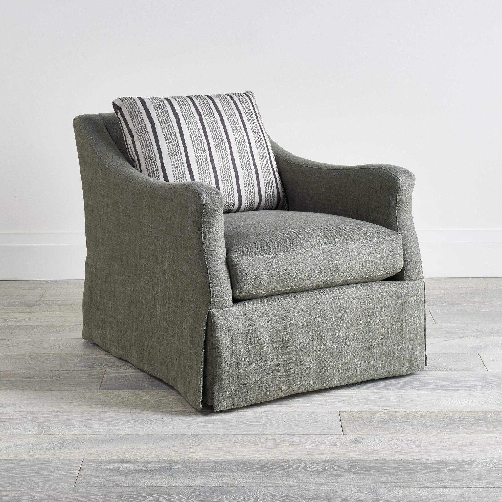 Maddox Swivel Chair