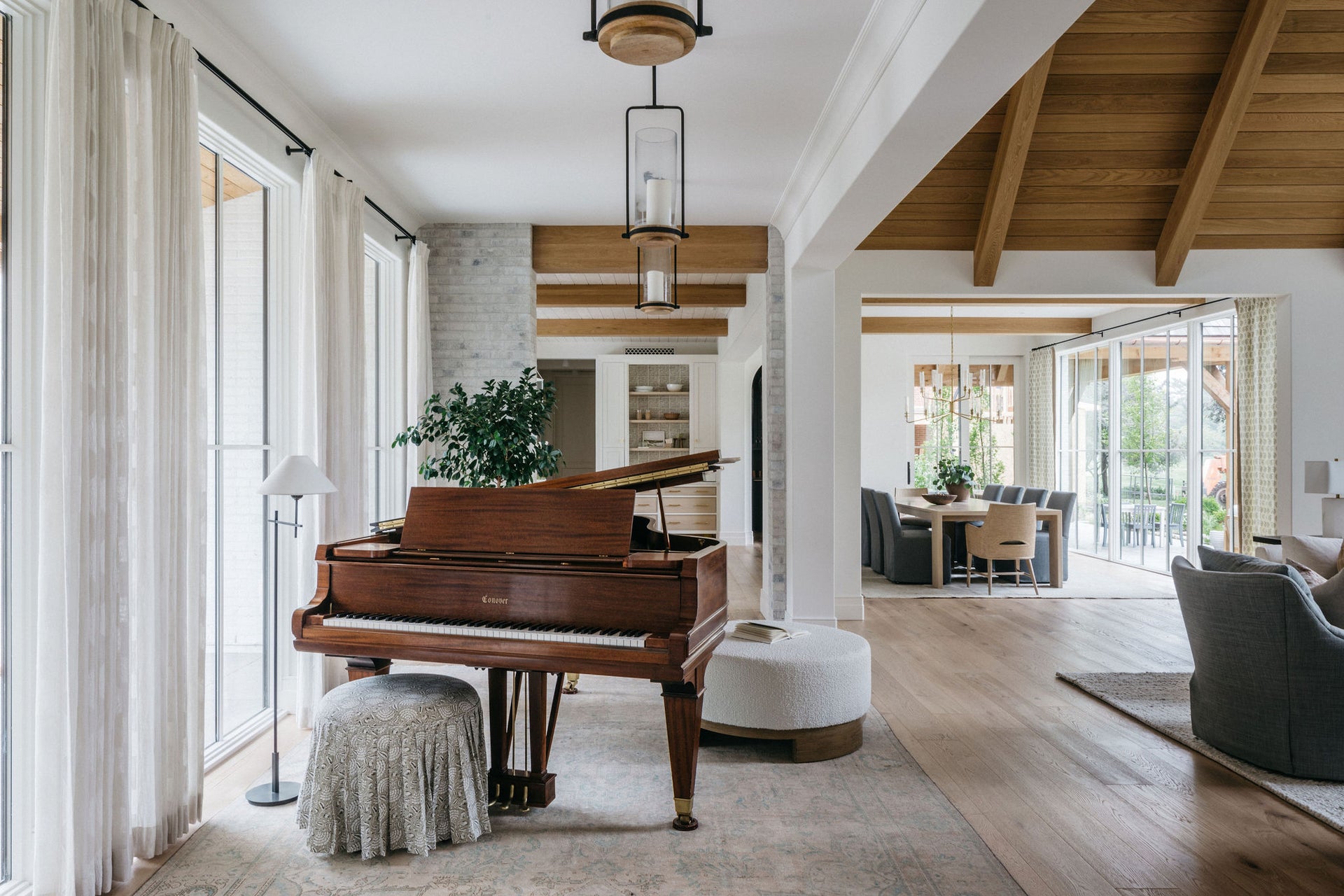 Hackney Bridge Arm Floor Lamp