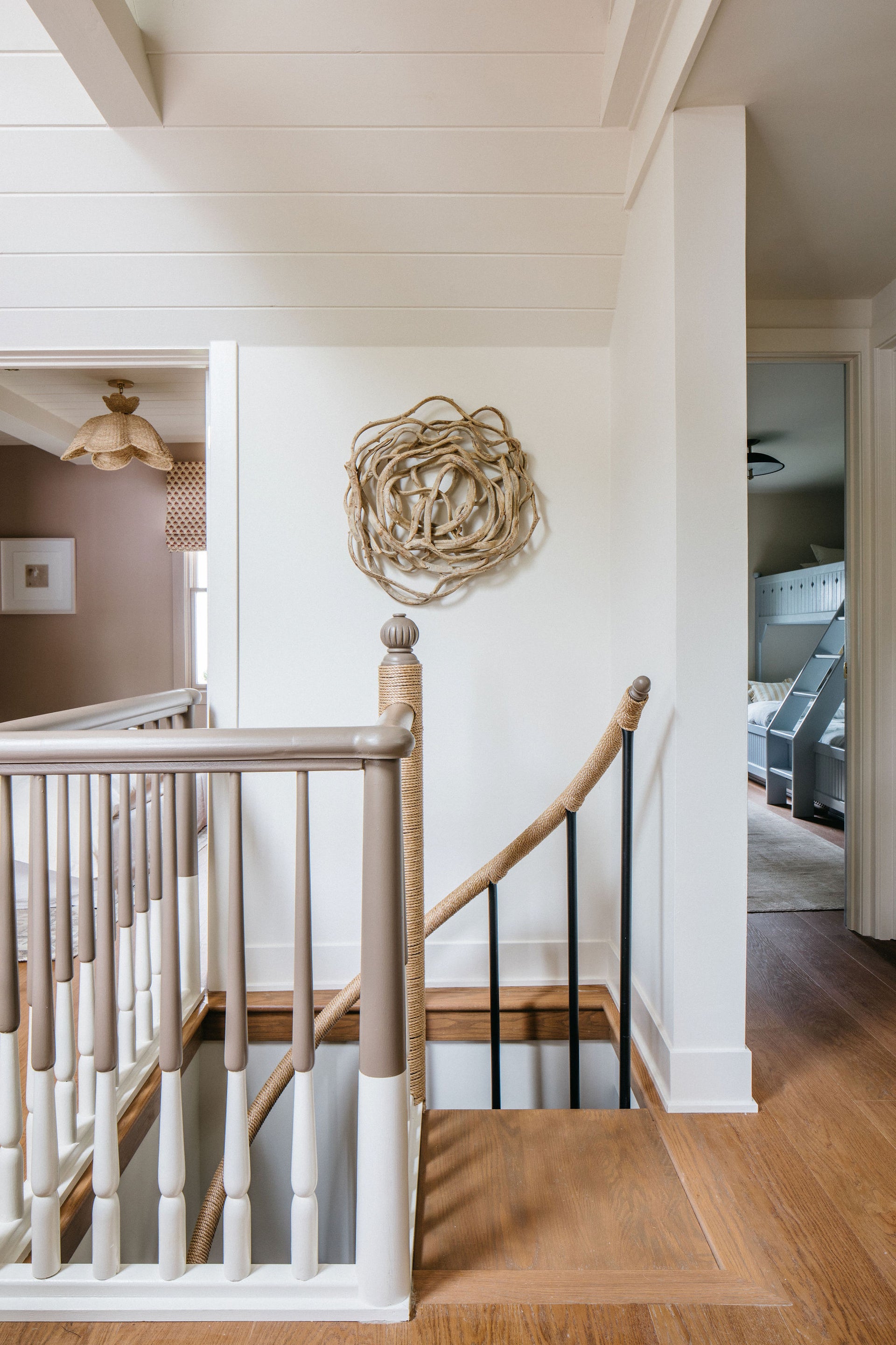 Circle Wall Vine