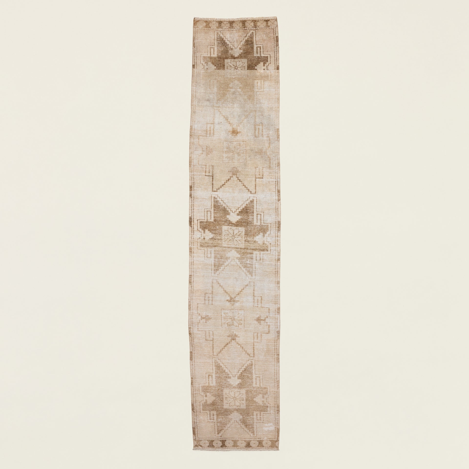 Lauryn Vintage Runner, 2'9" x 13'2"