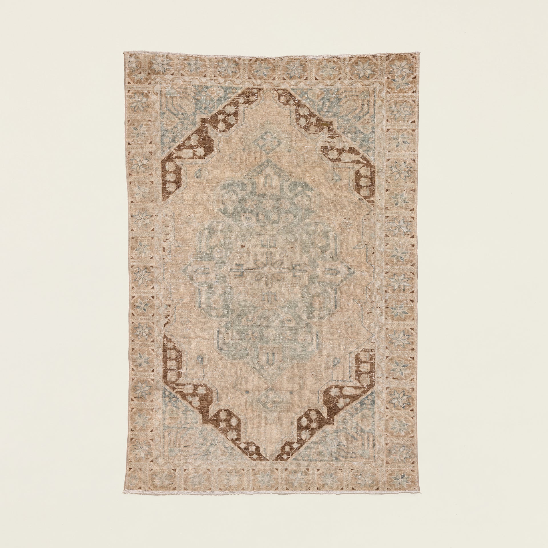 Llana Vintage Rug, 3'10" x 5'8"