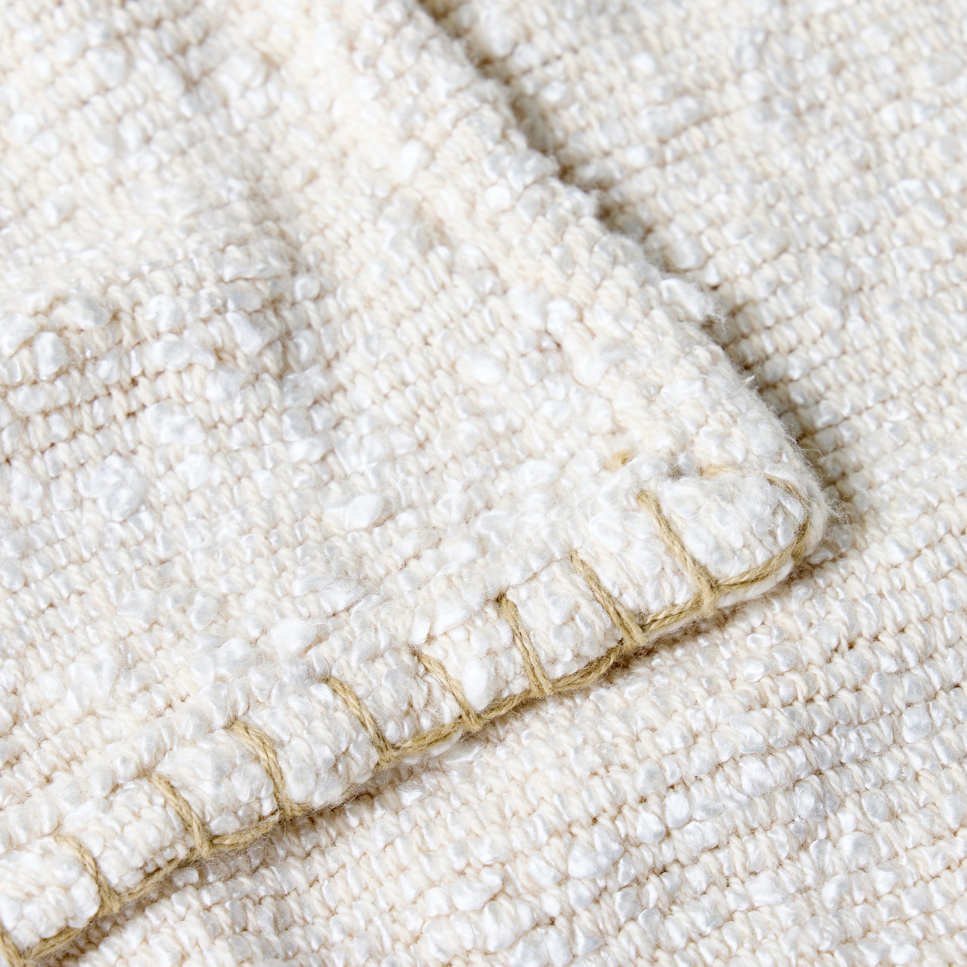 Boucle Throw