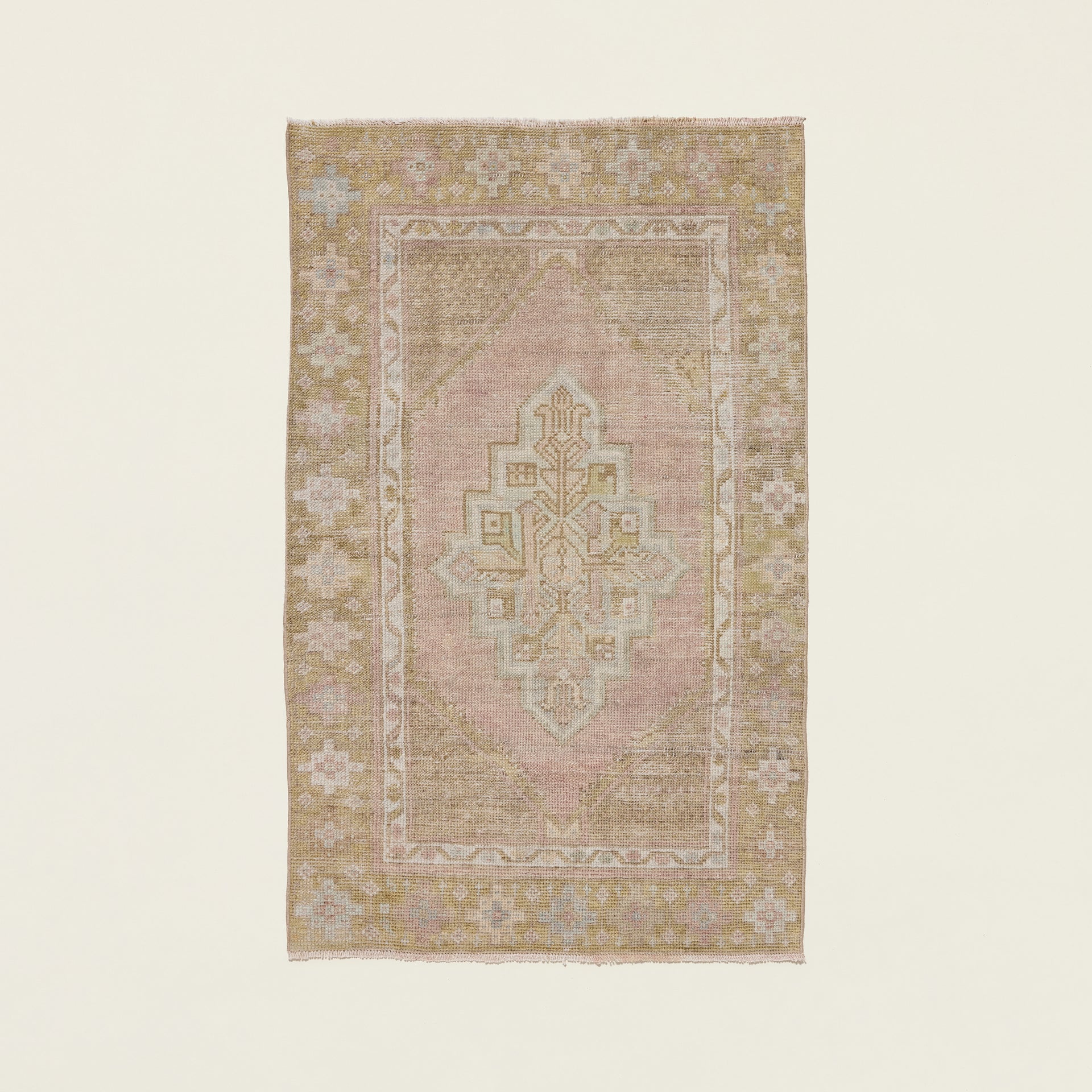 Parker Vintage Rug, 2'8" x 4'2"