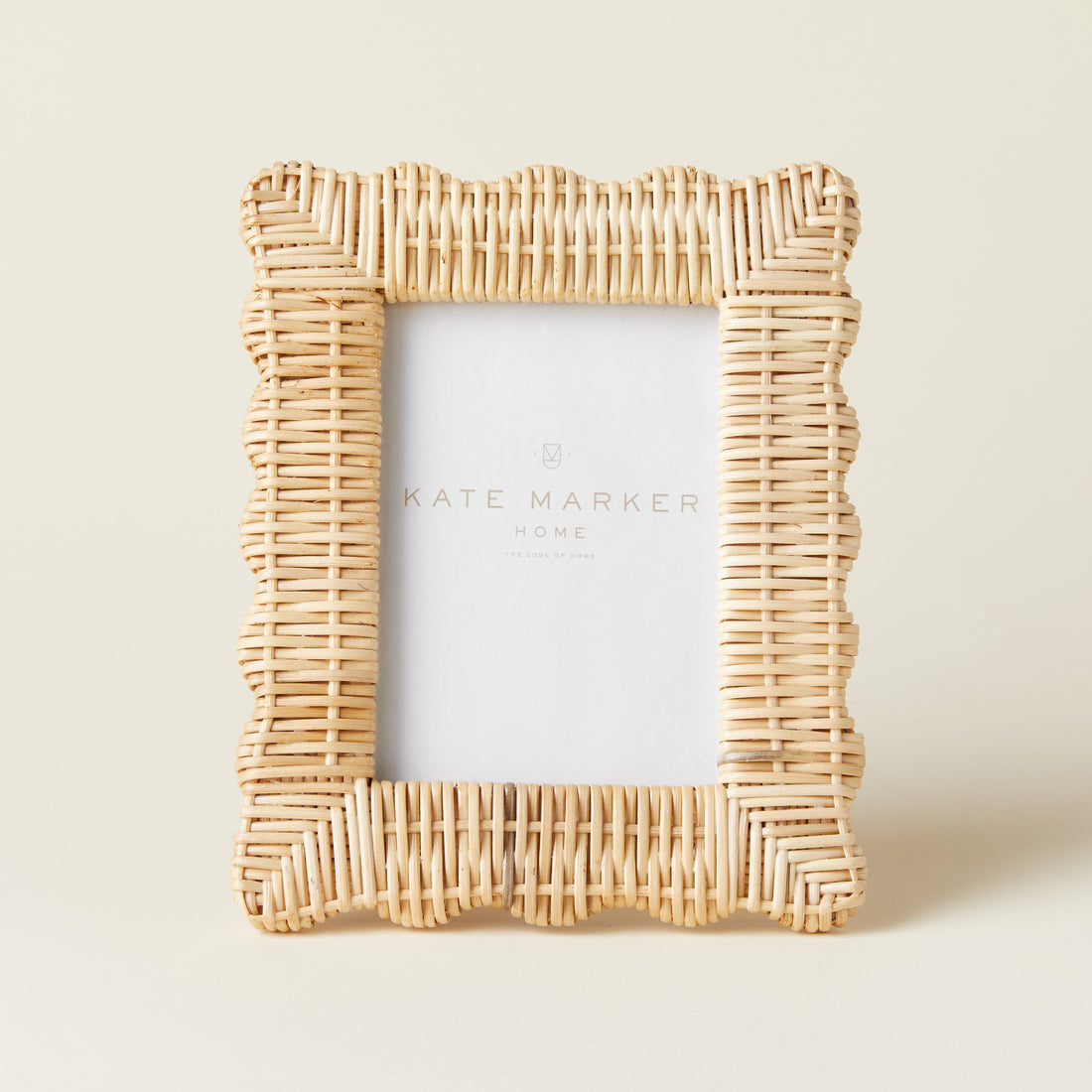 Scalloped Photo Frame