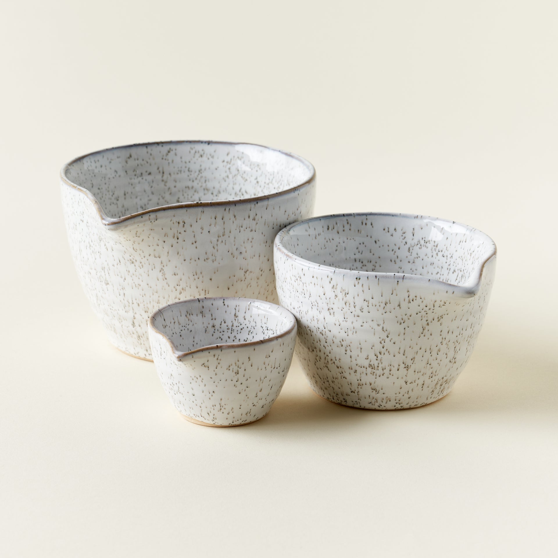 Spouted Bowl Set