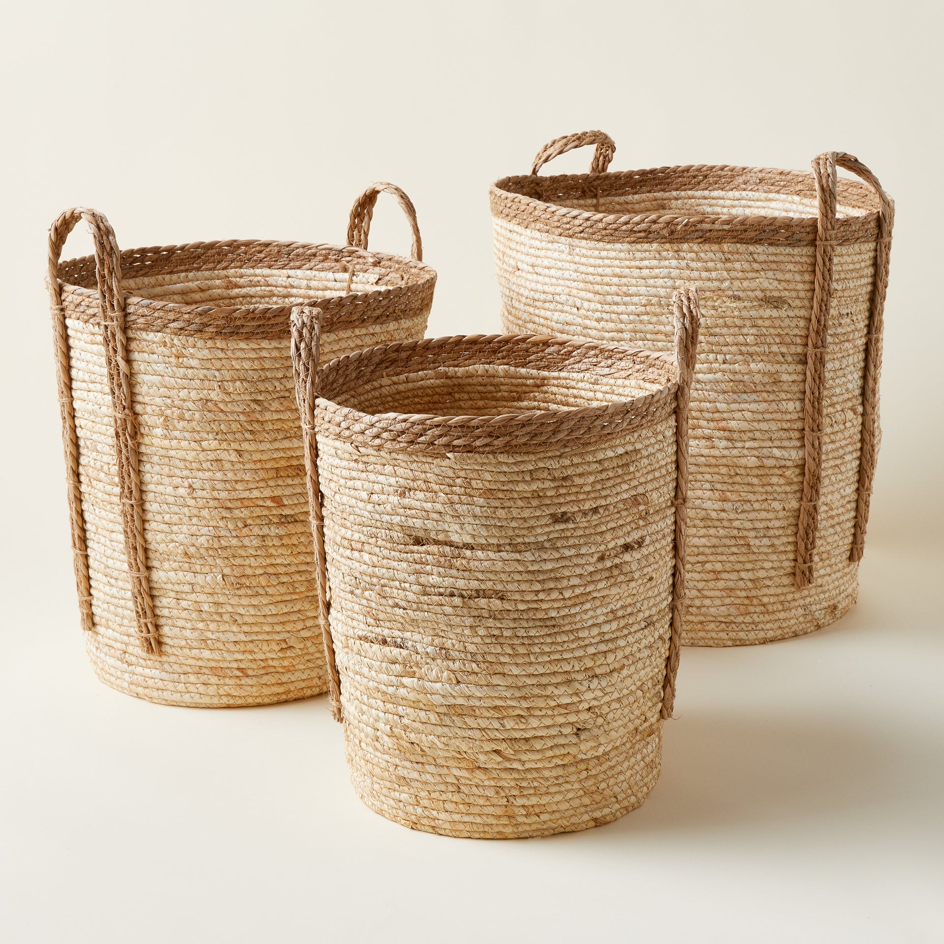 Straw Hamper