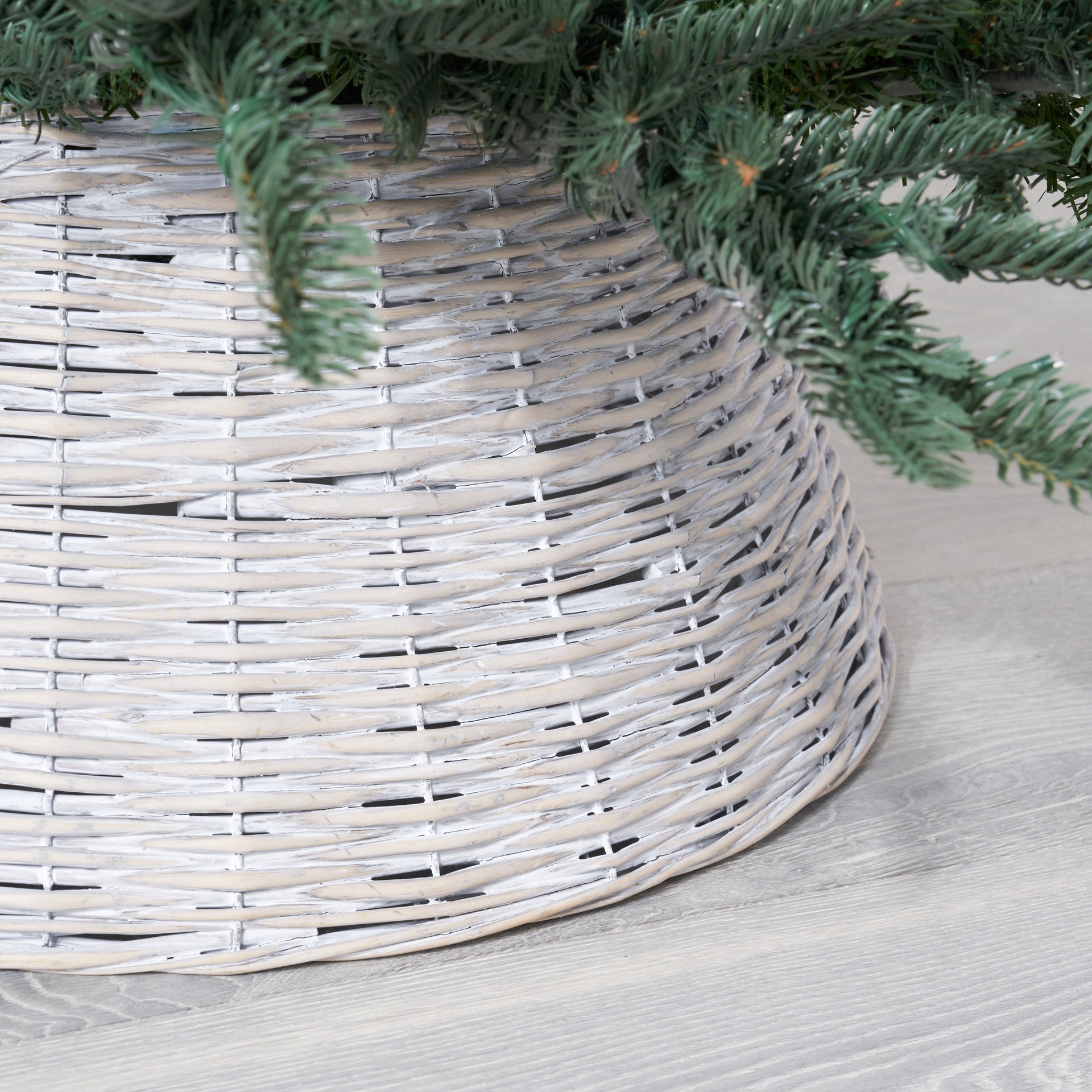 Whitewash Rattan Tree Skirt