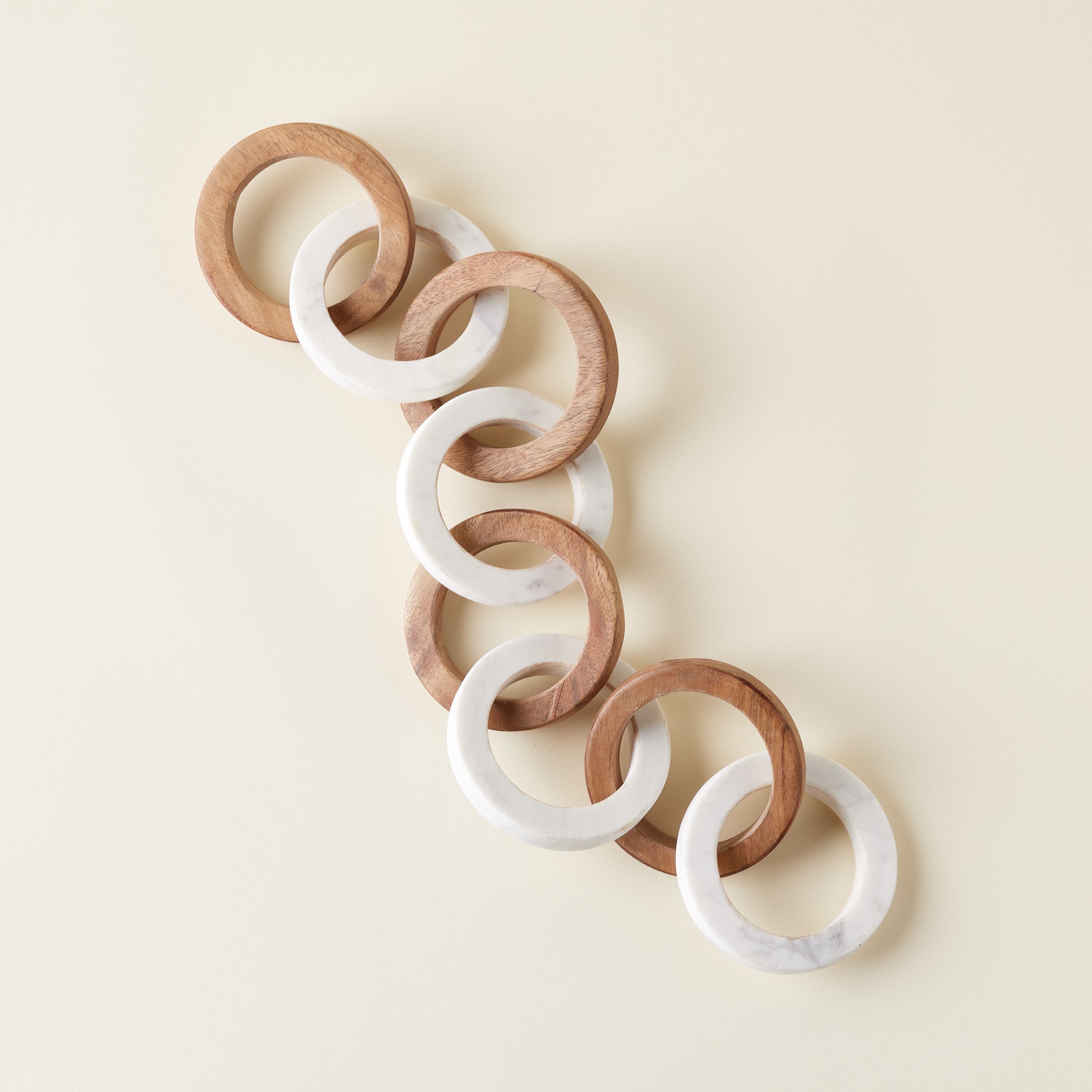 Wood and Marble Chain