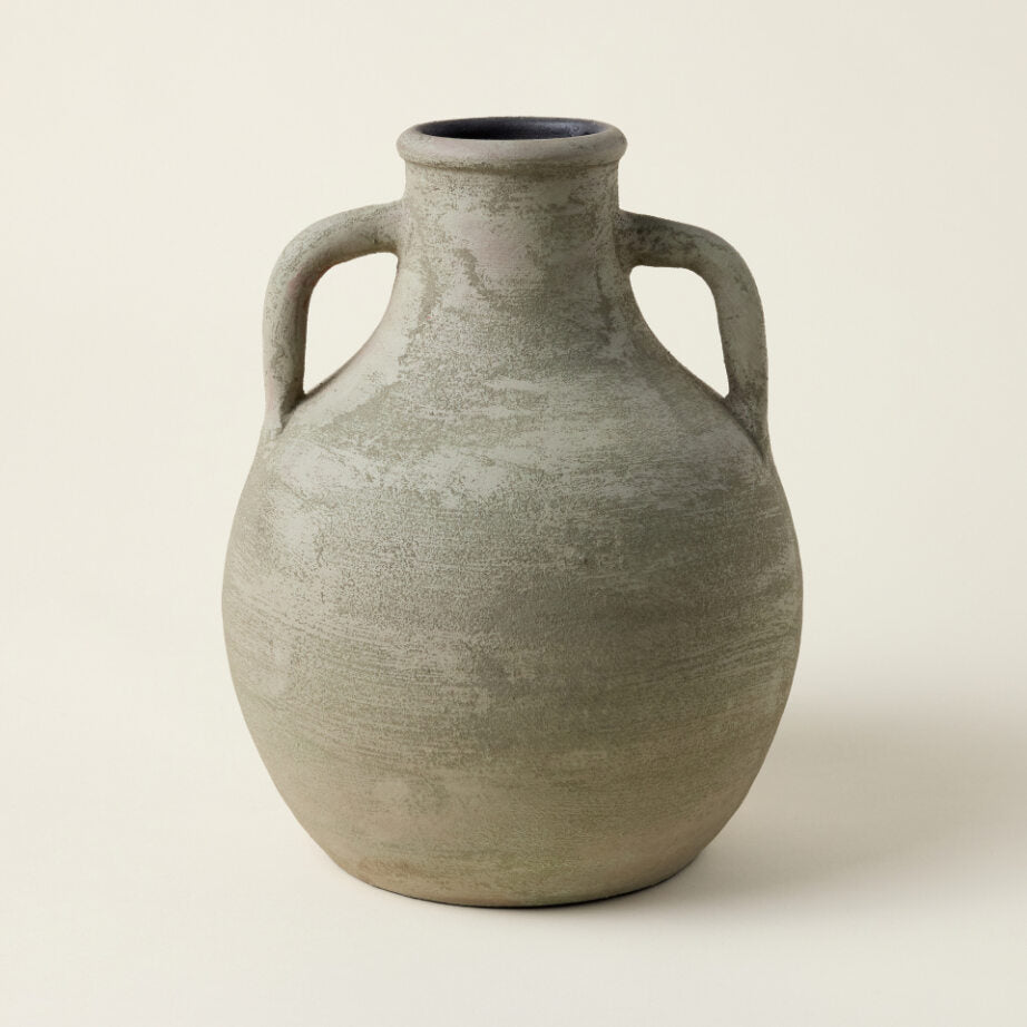 Anata Vase