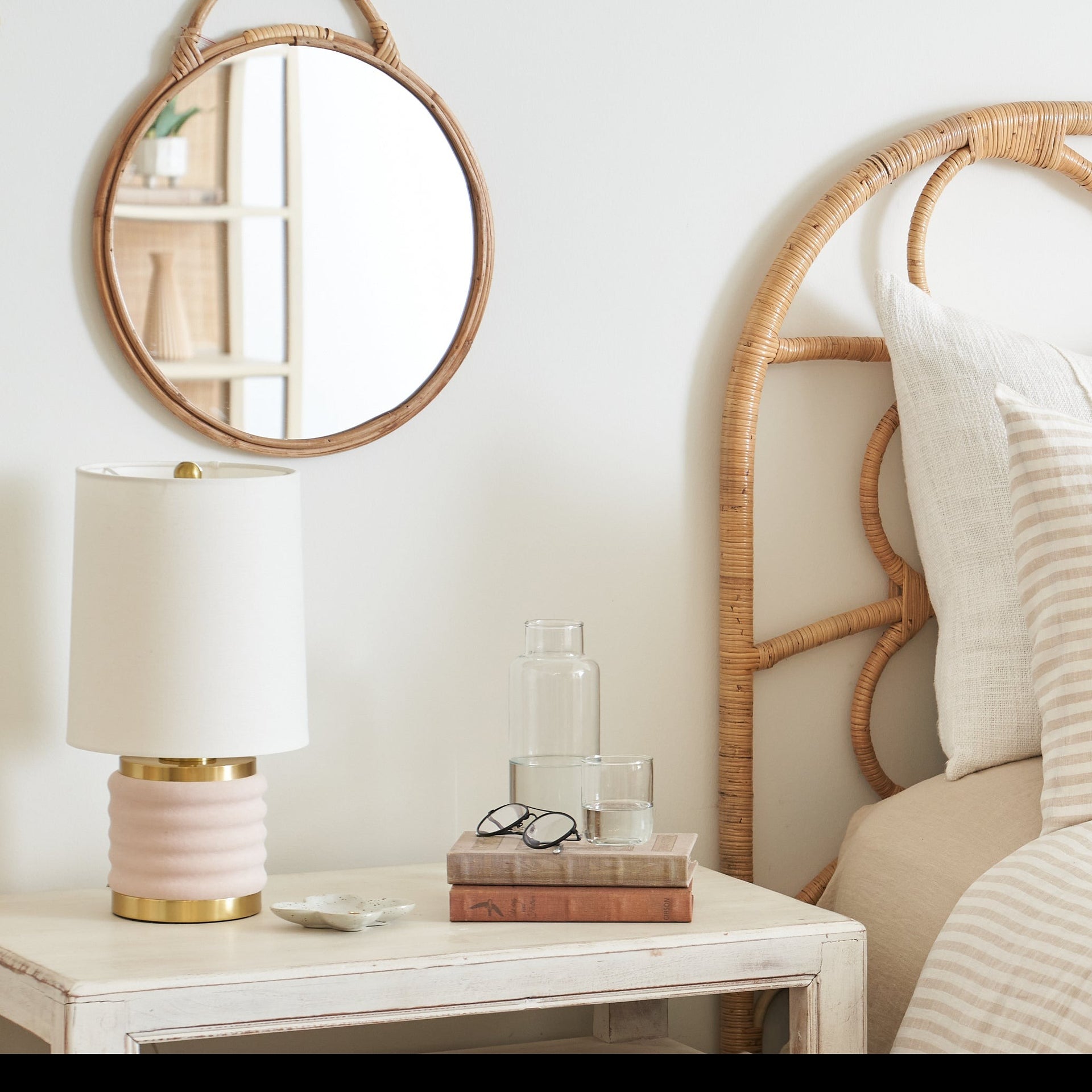 Tiffany Table Lamp (Designer Overstock)